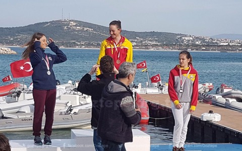 Göztepe Yelken Çeşme'den Kupalarla Dönüyor