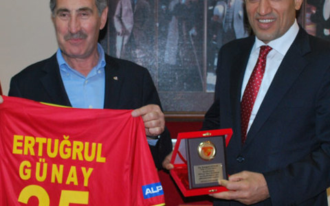 Bakan Günay Kulübümüzü ziyaret etti
