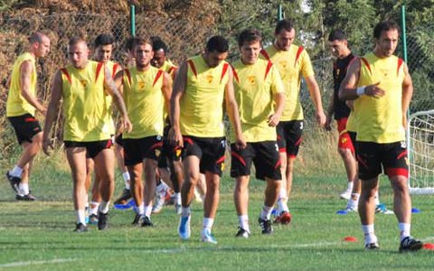 Göztepe?miz kampa girdi
