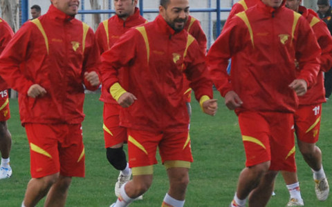 Göztepe?miz Kampa Giriyor