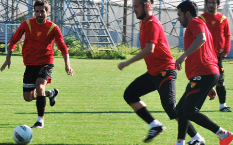 İzmir?de Kampa Devam