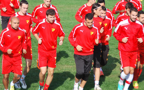 Göztepemiz Kampta