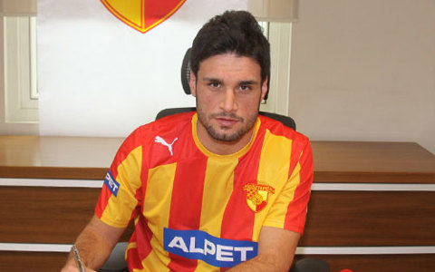 Orhan ile 1,5 Yıllık Sözleşme İmzaladık