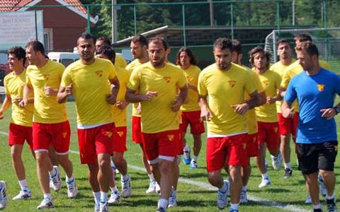 Bolu Kampı Çift Antrenmanlarla Sürüyor
