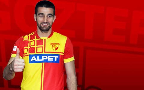 Tolgahan Acar?ı Renklerimize Bağladık