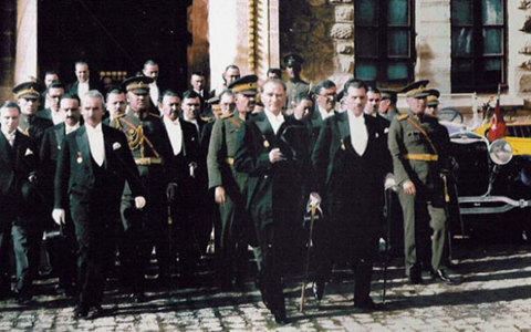 Ulusal Egemenlik ve Çocuk Bayramı Kutlu Olsun