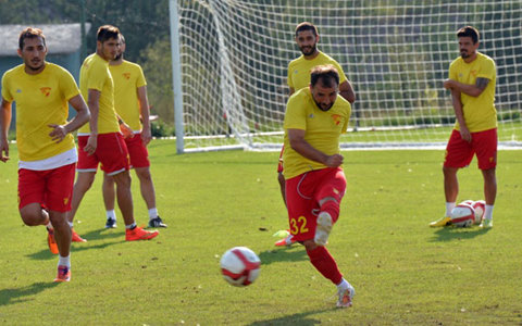 Göztepemiz günü çift antrenmanla tamamladı
