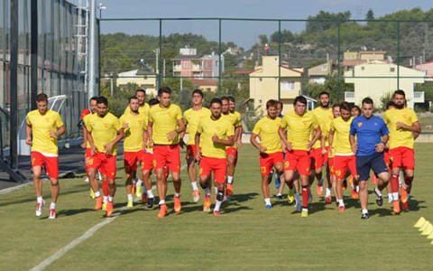 Göztepemiz Ligin İlk Maçına Hazırlanıyor