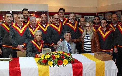 Efsane Gün