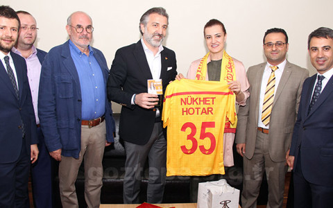 Nükhet Hotar, Kulübümüzü Ziyaret Etti
