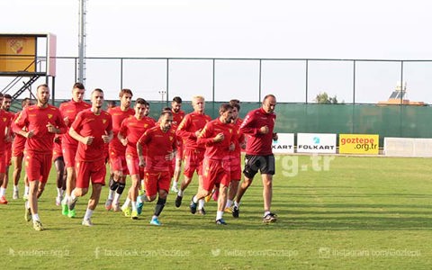 Göztepe'miz Kampa Girdi