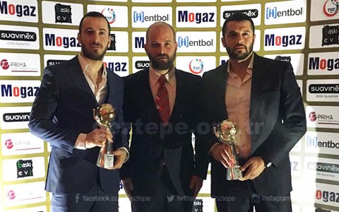 Hentbol Magazin'den Tuğberk ve Onur'a Ödül