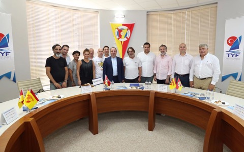 Göztepe Yelken'de Çetmen Mobilya Rüzgarı