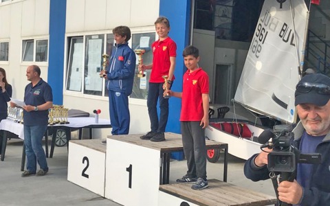 Bulgaristan'da Kupalar Göztepe'mizin