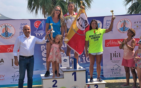 Çandarlı'da Kürsü Göztepe'mizin