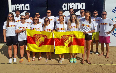 Yüzmede Kürsü Göztepe'mizin