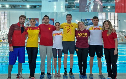 Kış Yüzme Şampiyonası'na Göztepe Damgası
