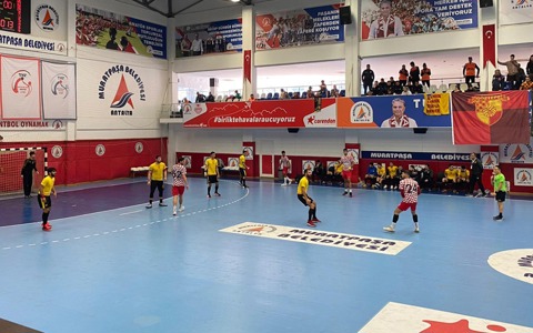 Hentbol: Antalyaspor 38-25 Göztepe'miz