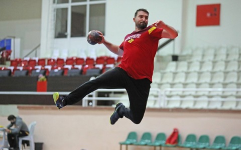 Uçan Adamlar, Nilüfer Bld. Maçına Hazır