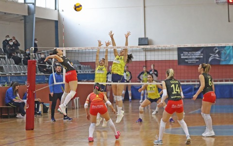 Voleybol: Göztepe'miz 3-1 Fenerbahçe
