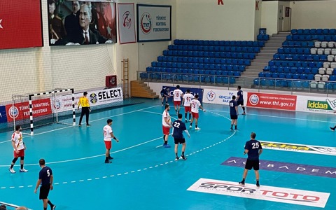 Hentbol: Ümitköy AİHL Başkent Akademi 26-40 Göztepe'miz