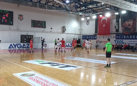 Hentbol: Beşiktaş Aygaz 37-27 Göztepe'miz