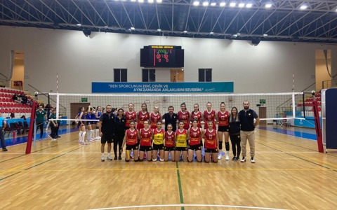 Voleybol | İstanbul BBSK 3-0 Göztepe'miz