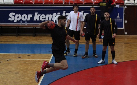 Uçan Adamlar Yalova Zirve GSK Maçının Hazırlılarını Tamamladı