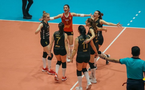 VOLEYBOL | Göztepe'miz 3-0 Fenerbahçe Terrazzo