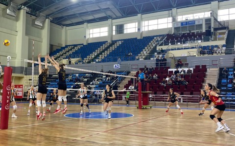 VOLEYBOL | Sakarya Voleybol 3-0 Göztepe'miz