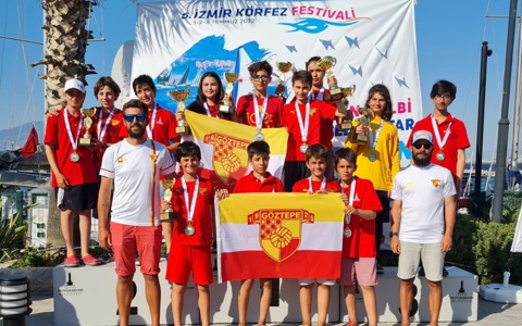 Yelkencilerimiz İzmir Körfez Festivali'nde Yarıştı