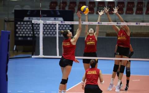 İzmir'in Sultanları Yeni Sezon Hazırlıklarını Sürdürdü