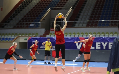 İzmir'in Sultanları Nermin H. Zeytinliği Havran Bld. Maçı Hazırlıklarını Tamamladı