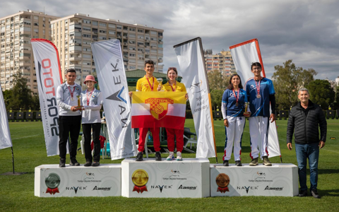 Ulusal Egemenlik Kupası'nda İki Altın Madalya