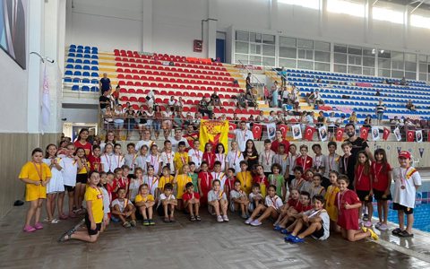 YÜZME ALTYAPIMIZDAN BÜYÜK BAŞARI 