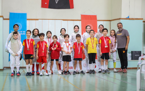 Eskrimden 26 Madalya