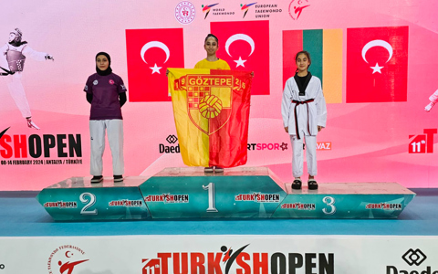 Turnuvanın İlk Gününde Birincilik