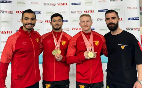 Ayberk ve Mert Efe’den Madalya Yağmuru