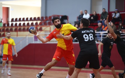 07 Gazi 26-32 Göztepe'miz
