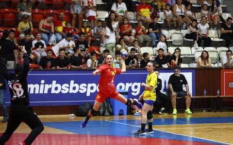 Göztepe'miz 46-37 Yenimahalle Bld.