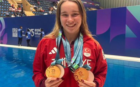 Pınar Dönmez’den Madalya Yağmuru