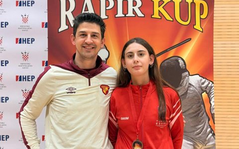 Eskrimcilerimiz Hırvatistan'dan 4 Madalya İle Döndü