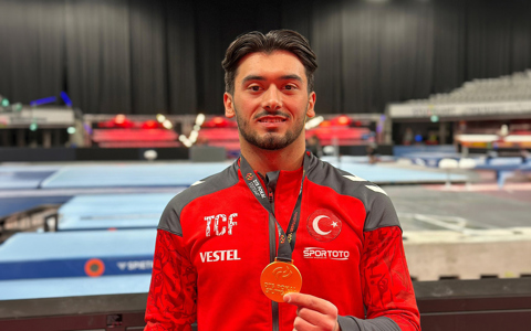 Mert Efe'den Altın Madalya