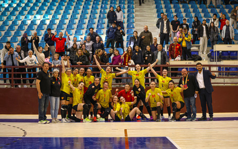 Göztepe’miz 35-27 Yenimahalle Bld.