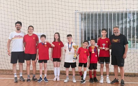 U14 EFC Flöre ve U10-U12-U17 Uluslararası Gençlik Turnuvasından 8 Derece