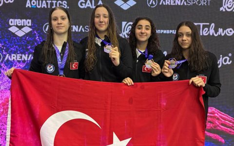 İpek Sözer’den Bronz Madalya
