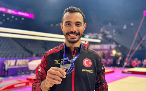 Ferhat Arıcan'dan Koleksiyona Yeni Bir Altın Madalya