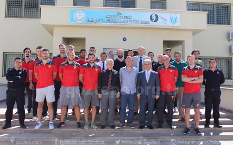 "Umuda Elini Uzat" Uçan Adamlar ile Devam Etti