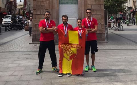 Sporcularımız Çanakkale Boğazı'nı Yüzerek Geçti