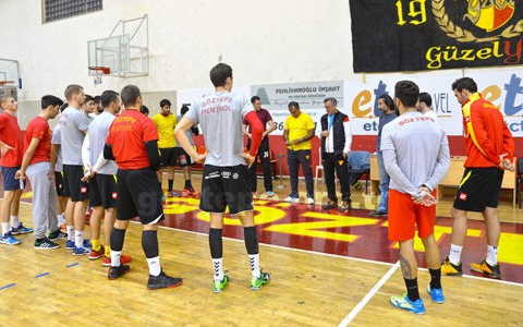 Uçan Adamlar Hazırlıklarını Sürdürüyor